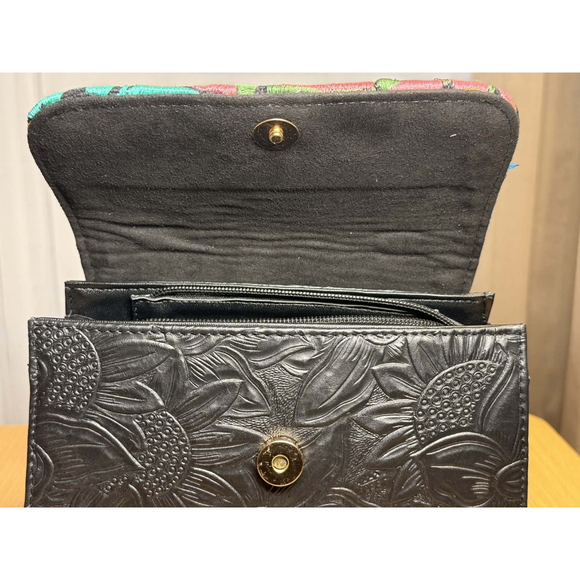 Floral Embroided Embossed Tooled Artisan LEATHER Crossbody Bag Purse - Black - Picture 9 of 16